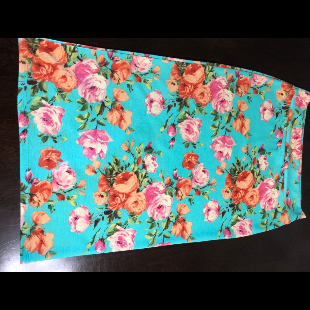 Pencil skirt